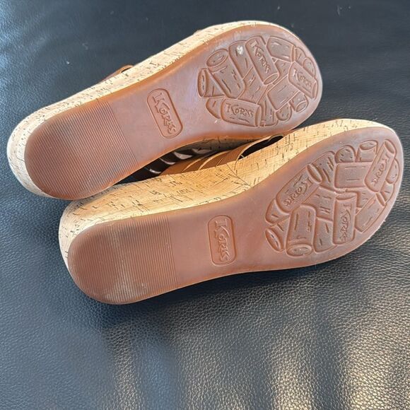 KORKS Noelle Weave Wedge Mule Sandals - Picture 7 of 10